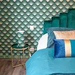 Frühstückspension Le Chateau Des Lumieres De La Baie De Somme D'hotes De Charme 3*