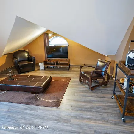 Bed and breakfast Le Chateau Des Lumieres De La Baie De Somme D'hotes De Charme Saint-Blimont