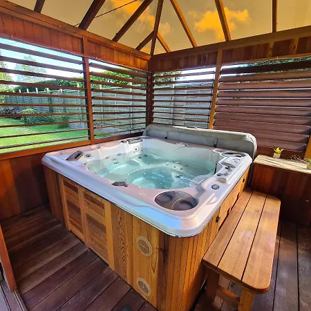 Le Chateau Des Lumieres De La Baie De Somme D'hotes De Charme 4*