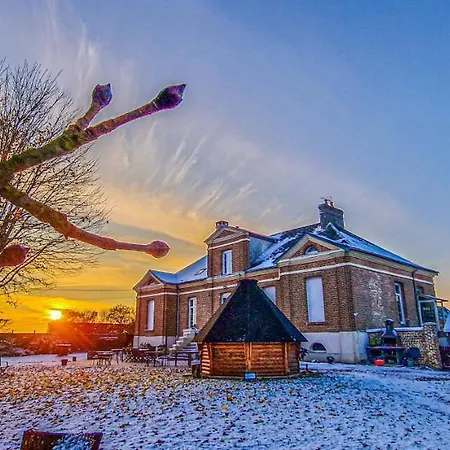 Le Château Des Lumières De La Baie De Somme D'hôtes De Charme 4*
