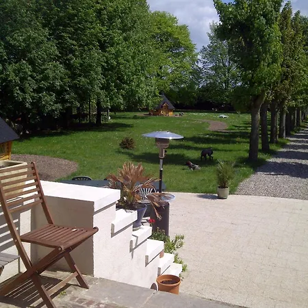 Le Chateau Des Lumieres De La Baie De Somme D'hotes De Charme Bed & Breakfast 3*