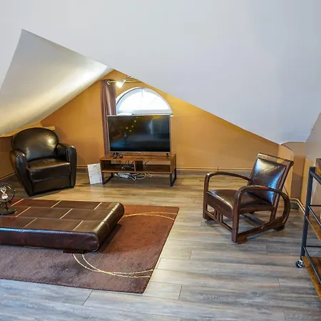 Le Chateau Des Lumieres De La Baie De Somme D'hotes De Charme Bed and breakfast 3*