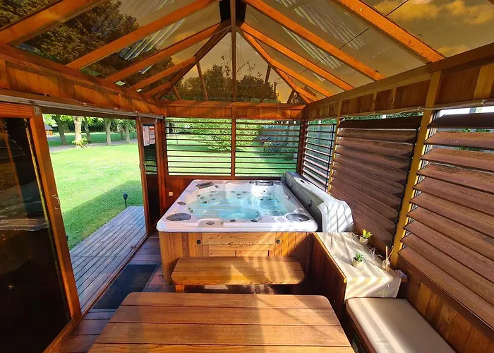 Bed & Breakfast Le Chateau Des Lumieres De La Baie De Somme D'hotes De Charme 4*