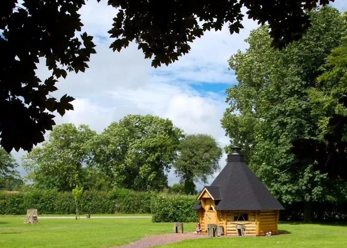 Le Chateau Des Lumieres De La Baie De Somme D'hotes De Charme Bed & Breakfast