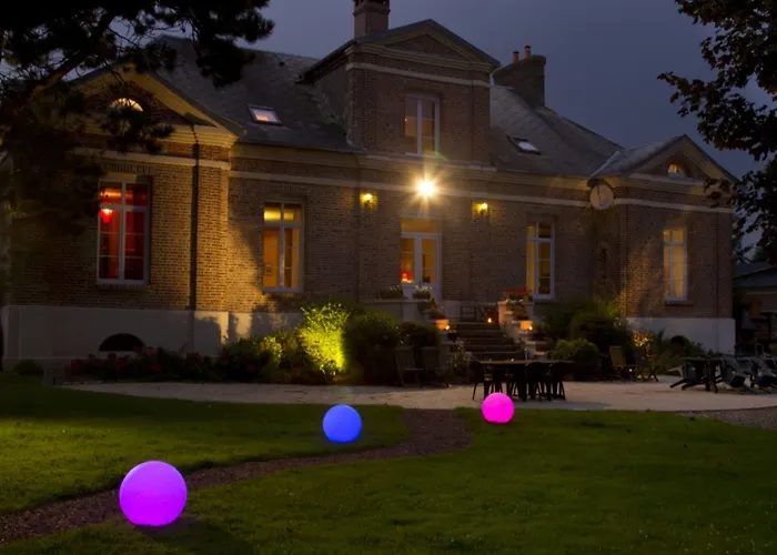 Bed & Breakfast Le Chateau Des Lumieres De La Baie De Somme D'hotes De Charme Saint-Blimont