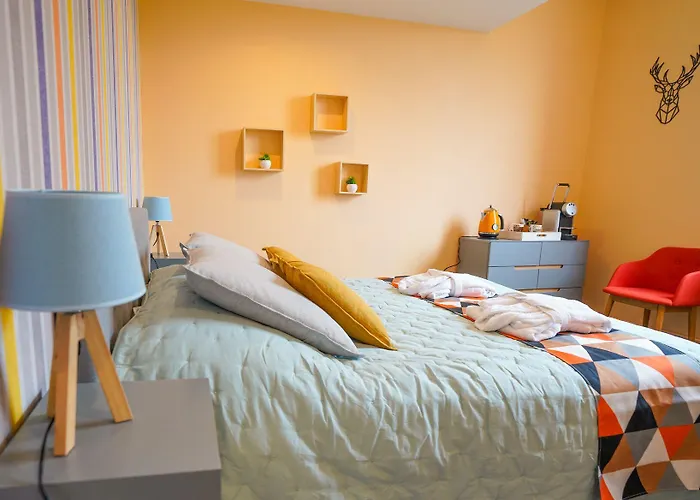 Le Chateau Des Lumieres De La Baie De Somme D'hotes De Charme Bed & Breakfast