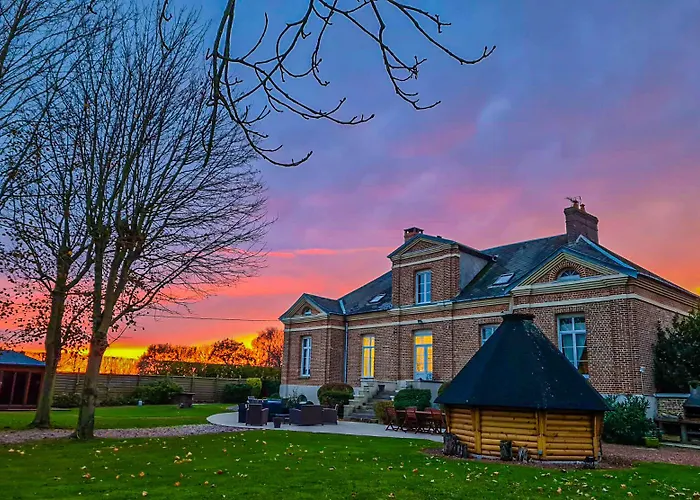 Bed & Breakfast Le Chateau Des Lumieres De La Baie De Somme D'hotes De Charme 4*